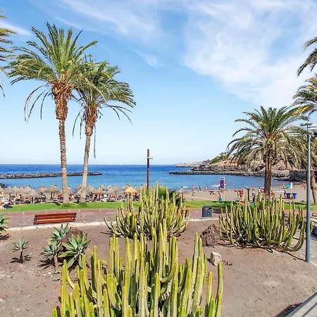 Apartment On The Beach, Sea View, Fast Fiber, Pool, Parking Playa de las Americas (Tenerife)