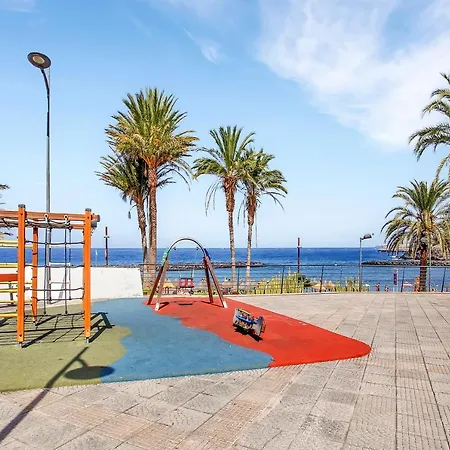 On The Beach, Sea View, Fast Fiber, Pool, Parking *